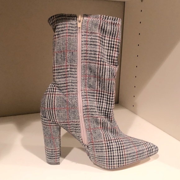 Chase & Chloe Brook 2 Block Heel Bootie - Picture 5 of 9